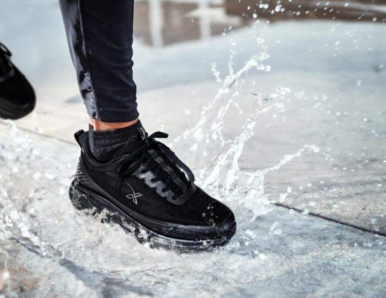 נעלי קסלרו גברים נגד מים דגם X-GPS שחור רחב Xelero XR500